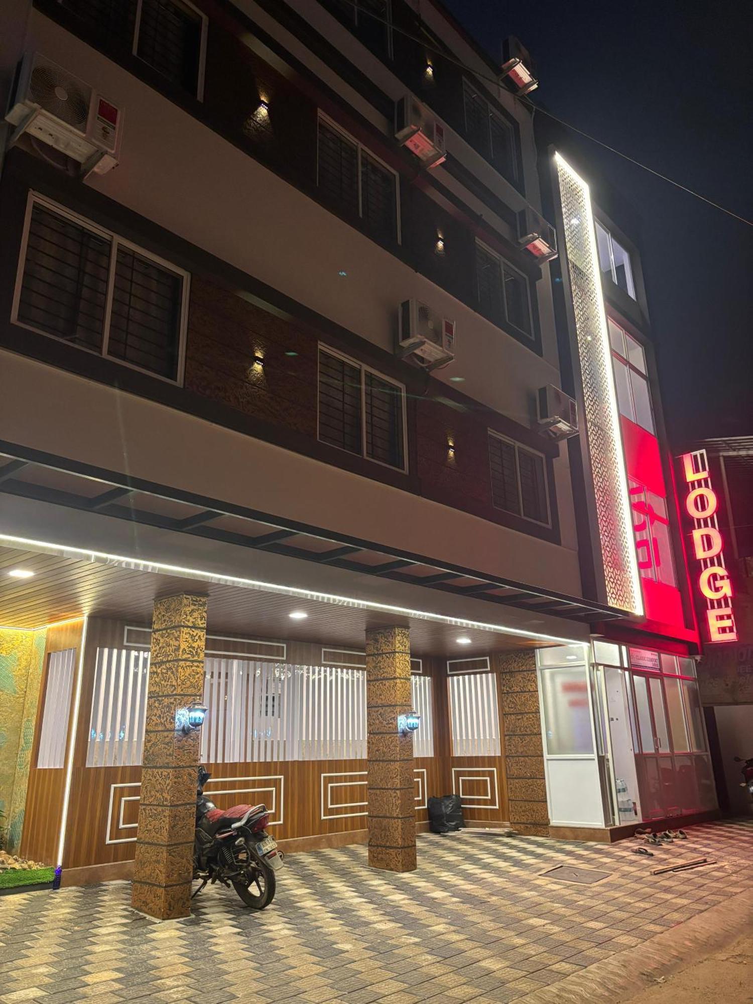 Classic Comfort Lodge Mangalore Luaran gambar