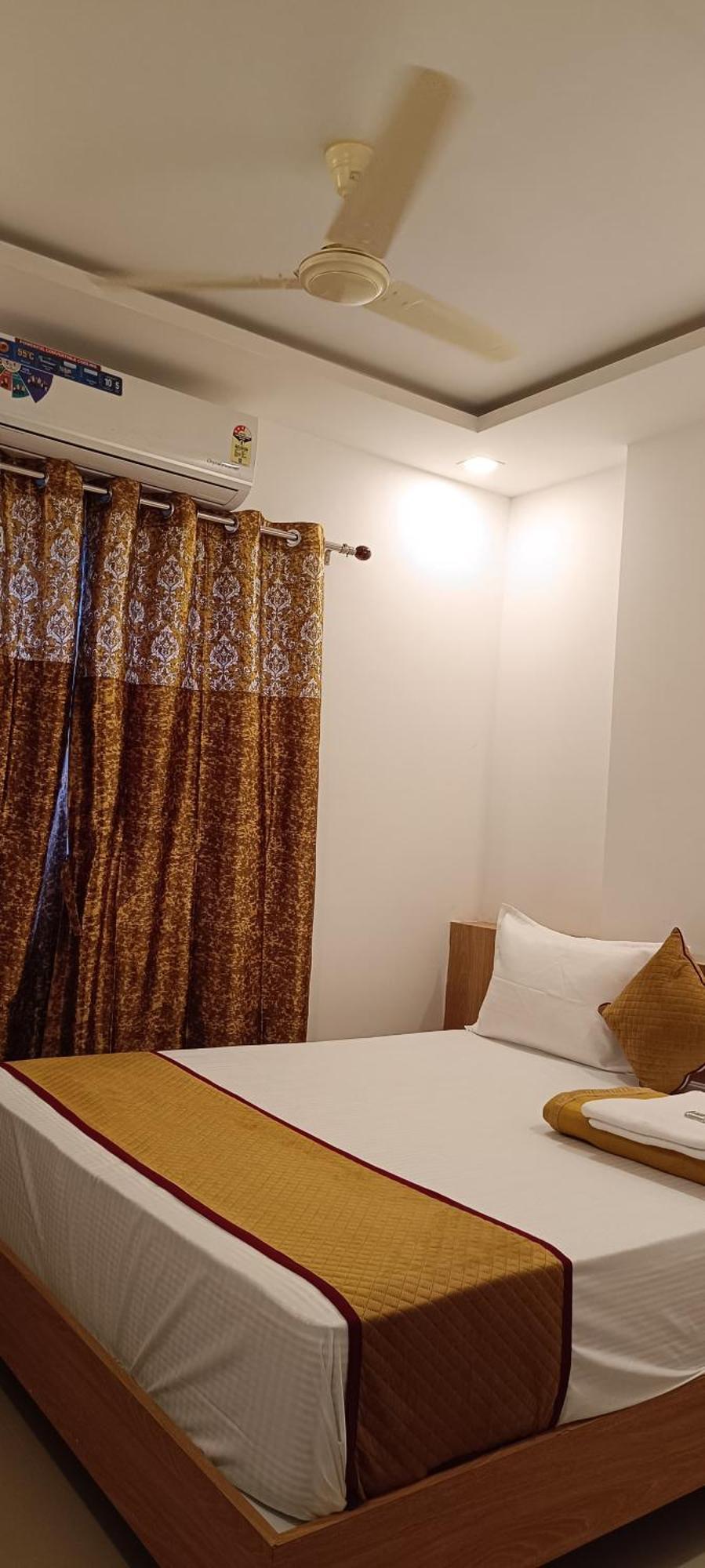 Classic Comfort Lodge Mangalore Luaran gambar