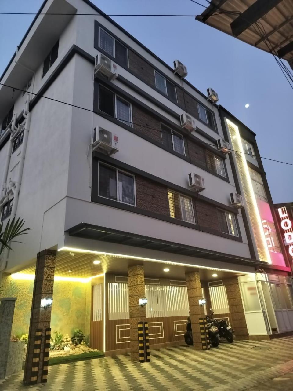 Classic Comfort Lodge Mangalore Luaran gambar