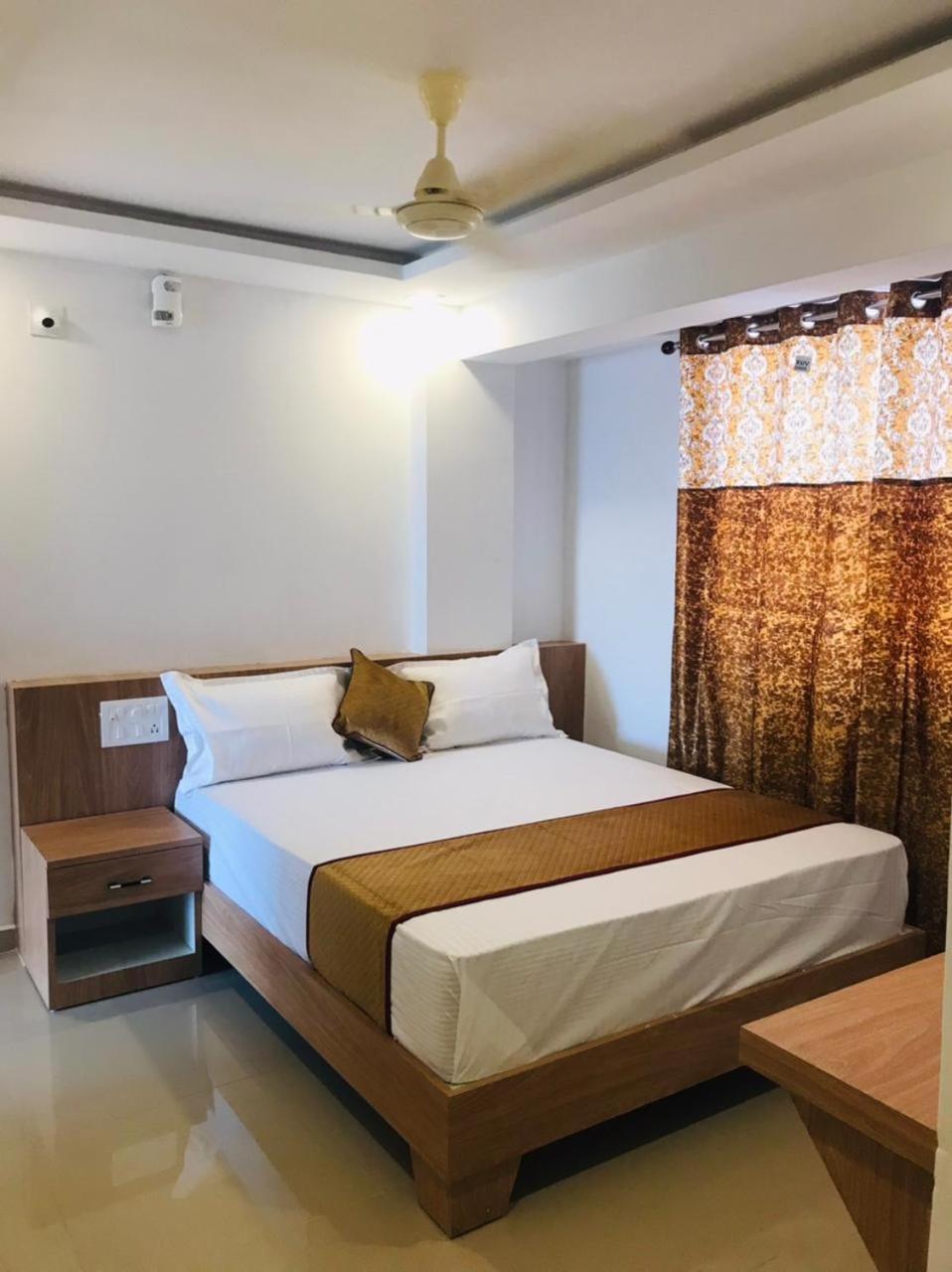 Classic Comfort Lodge Mangalore Luaran gambar